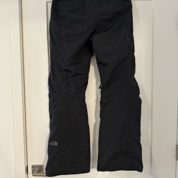 The North Face Black Freedom Insulated Snow Pants - Picture 3 of 4